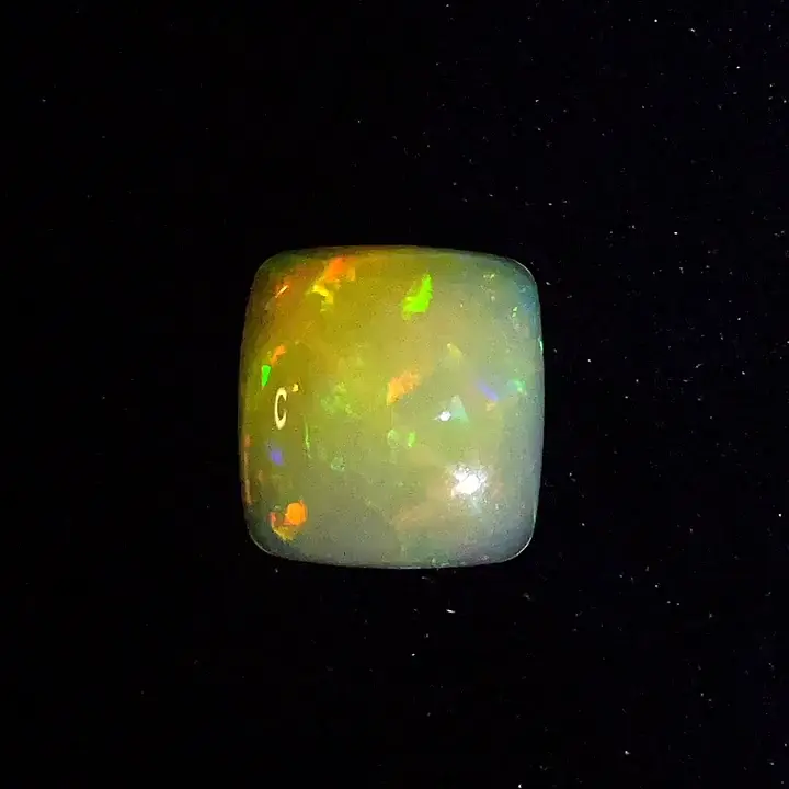 2.74 ct Gray Opal - Cushion