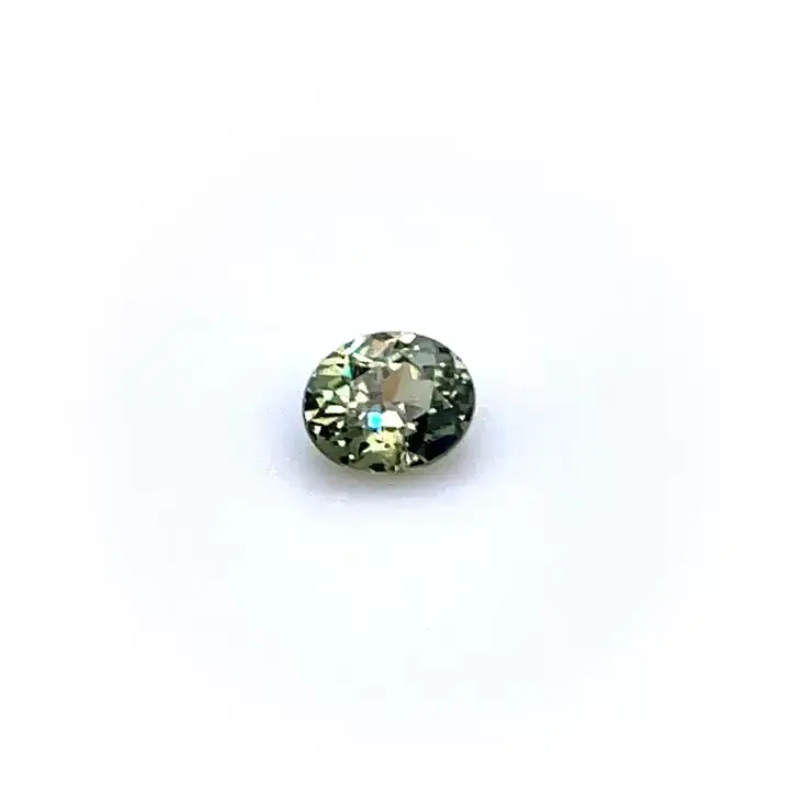 0.70 ct Green Garnet-Demantoid - Oval