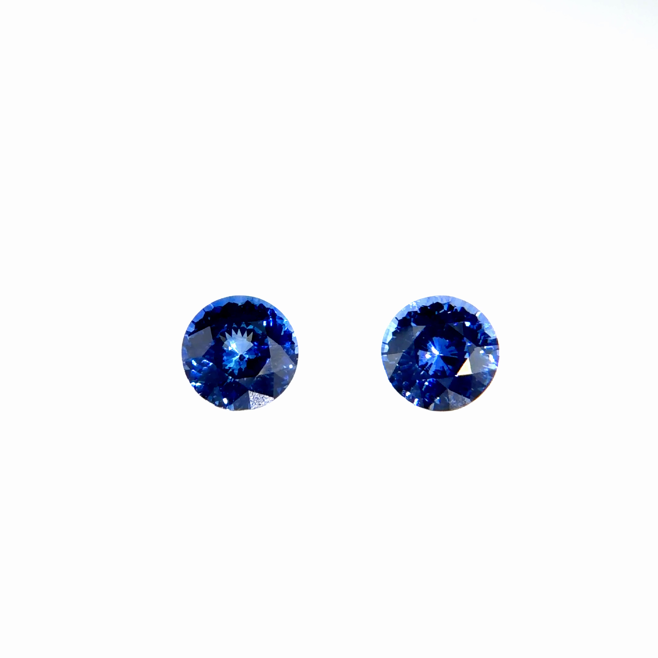 1.81 ct Blue Sapphire - Round