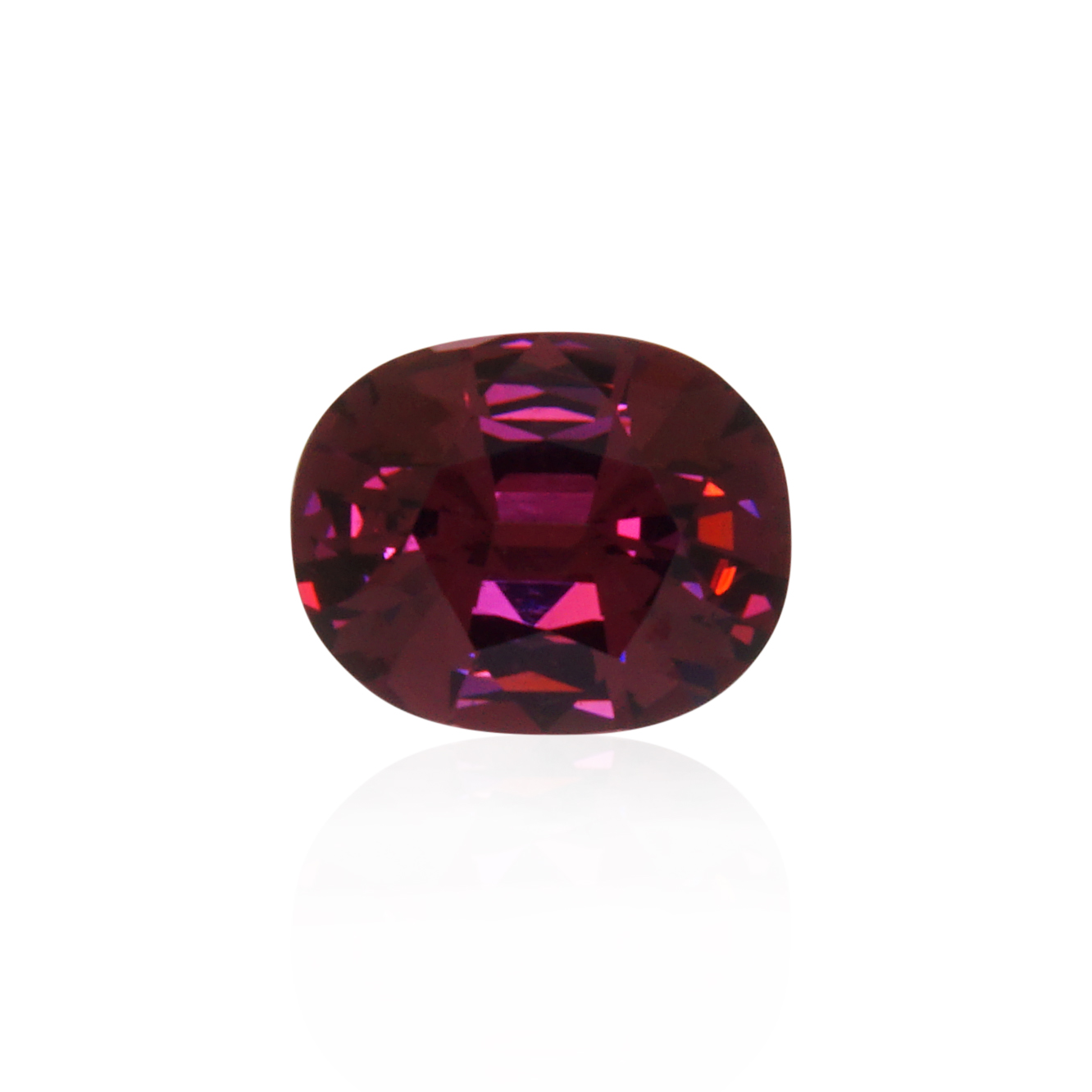 2.45 ct Red Garnet-Rhodolite - Cushion
