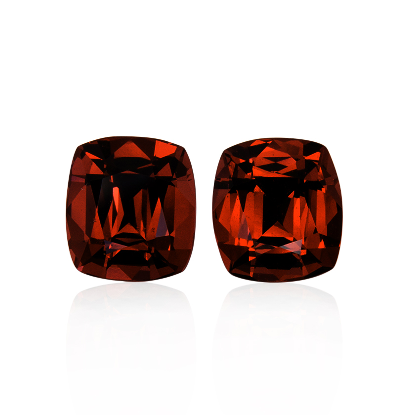 7.12 ct Red Garnet-Rhodolite - Cushion