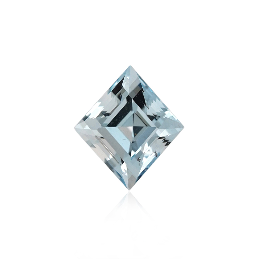 1.67 ct Blue Aquamarine - Kite