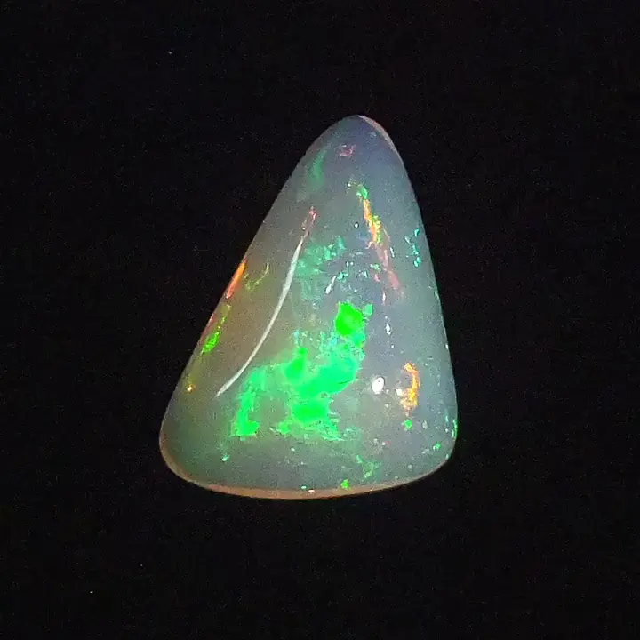 4.30 ct White Opal - Freeform
