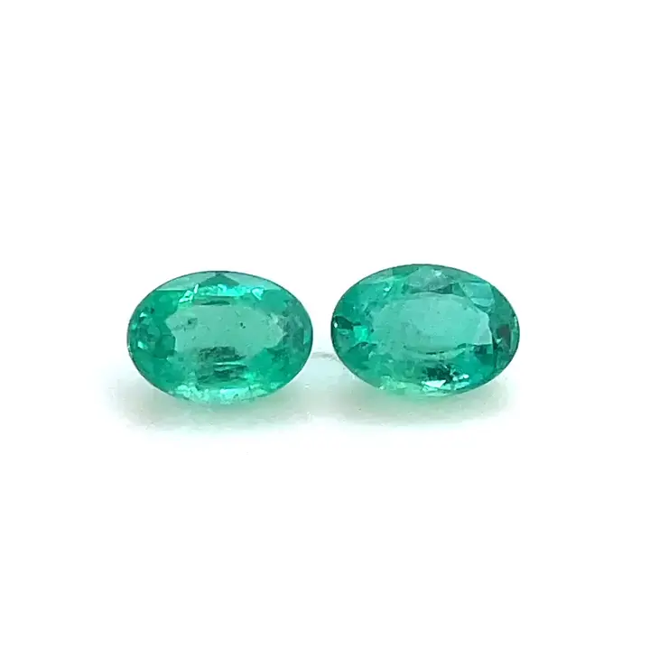 1.55 ct Green Emerald - Oval