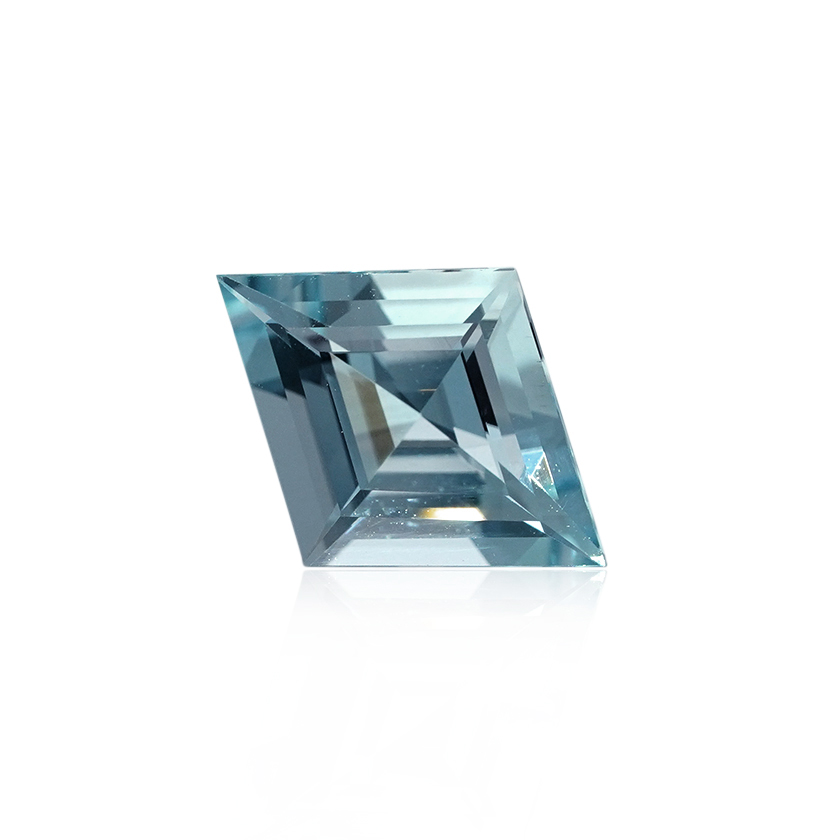 1.48 ct Blue Aquamarine - Kite