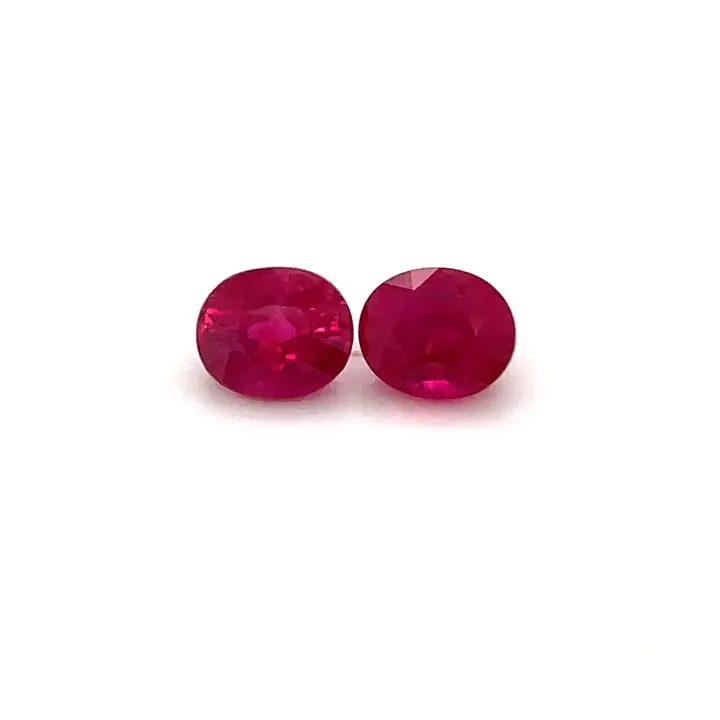 2.21 ct Red Ruby - Oval
