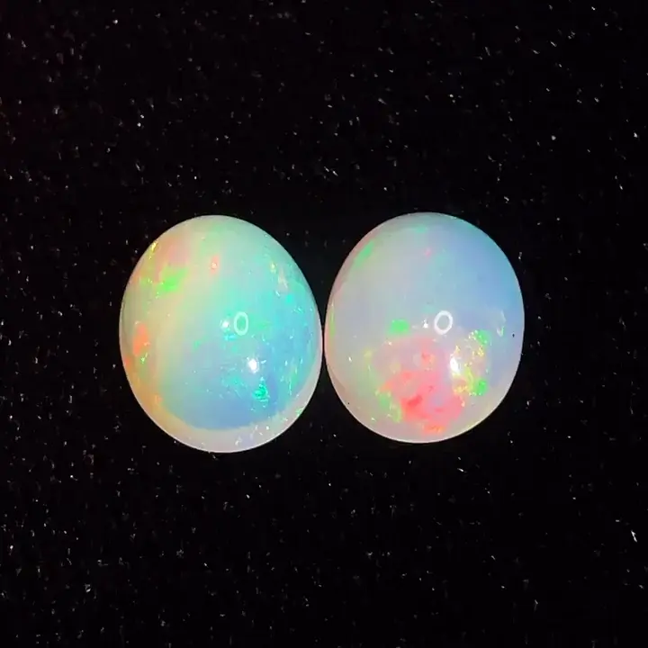 2.35 ct Green Opal - Oval