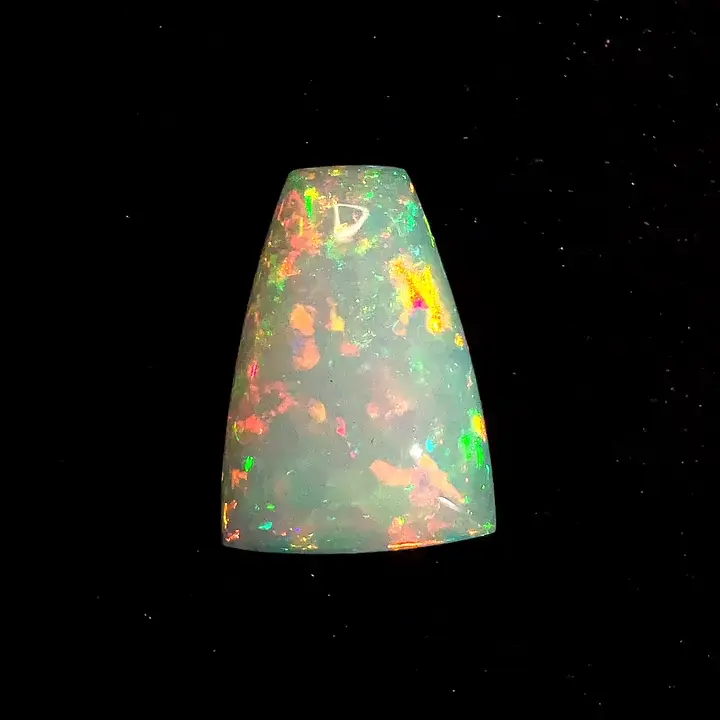 5.50 ct Bi-color Opal - Freeform