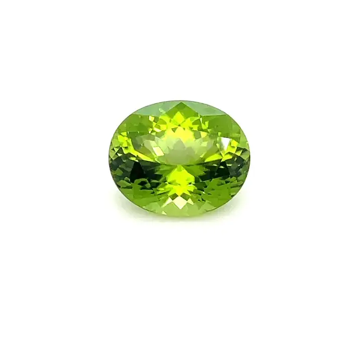 3.70 ct Green Peridot - Oval