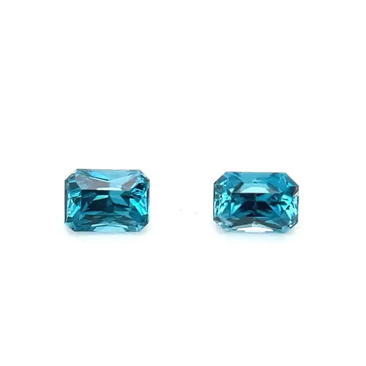 2.81 ct Blue Zircon - Emerald Cut