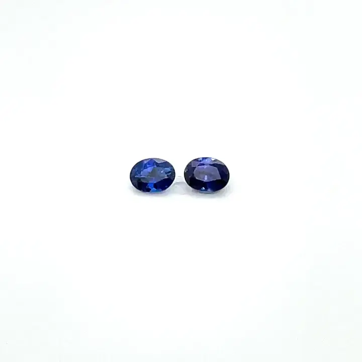0.64 ct Blue Sapphire - Oval