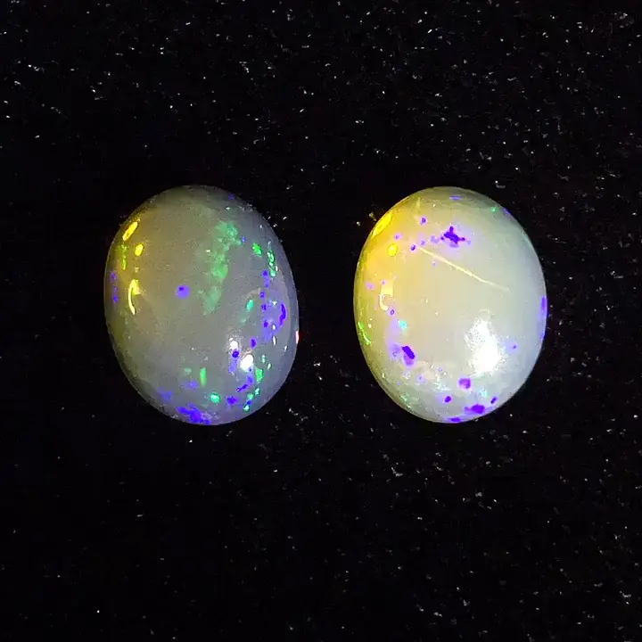 3.90 ct Colorless Opal - Oval
