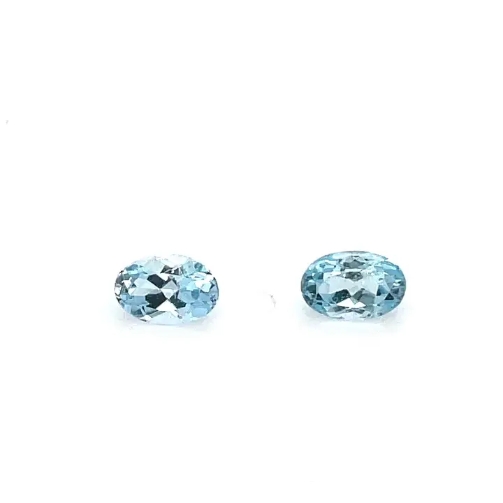 0.82 ct Blue Aquamarine - Oval