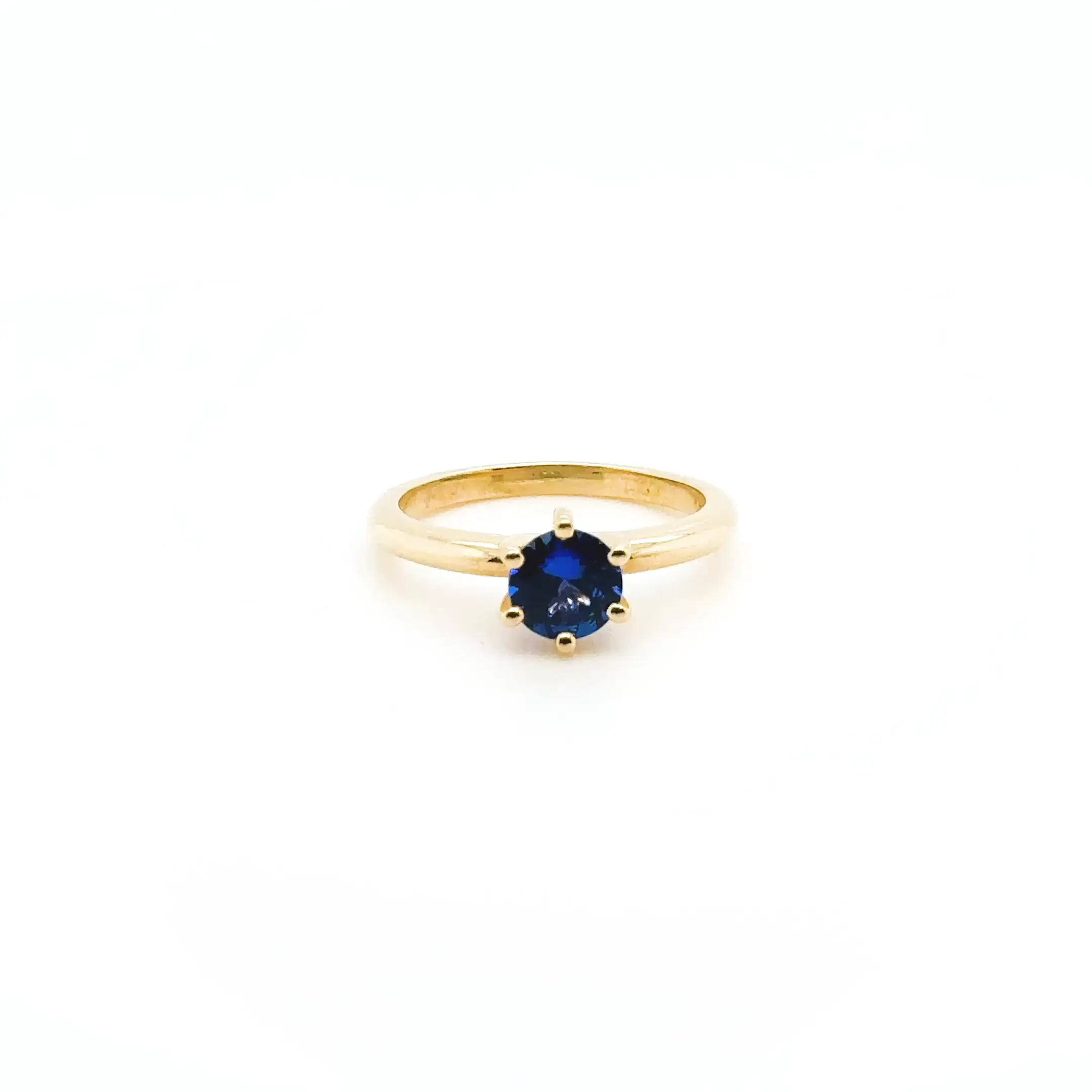 14kt Yellow Gold Sapphire Ring