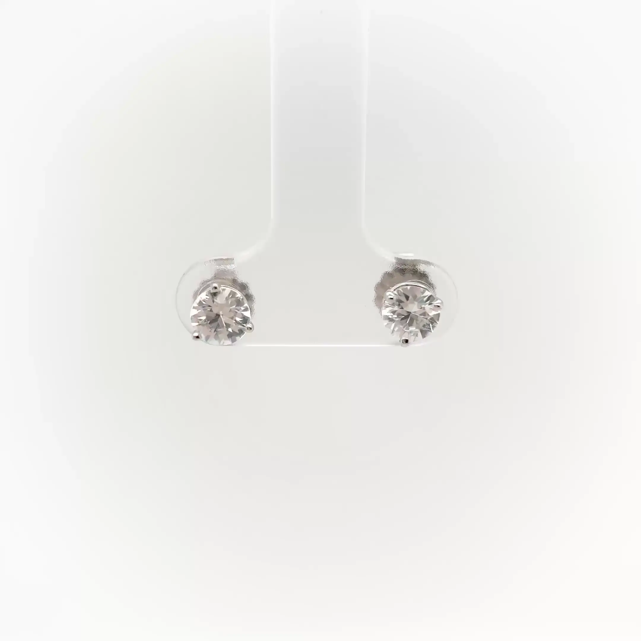 14kt White Gold Zircon Earrings